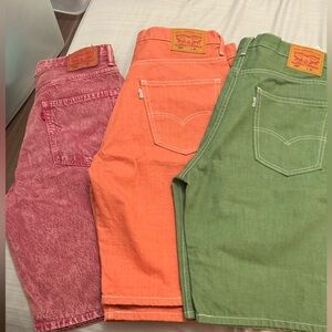 Bundle of 5 Levi’s Shorts